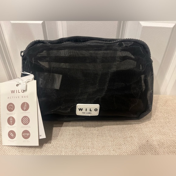 NEW WITH TAGS WILO THE LABEL ACTIVE SHEER BELT BAG- BLACK - Picture 1 of 5